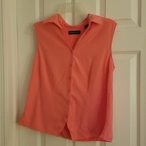Karen Scott Sleeveless Button Up Top